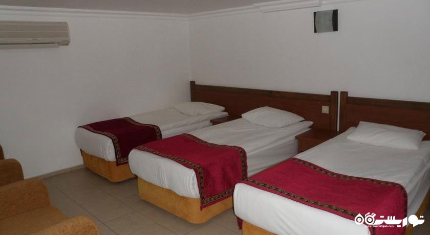 تخت های اتاق تریپل